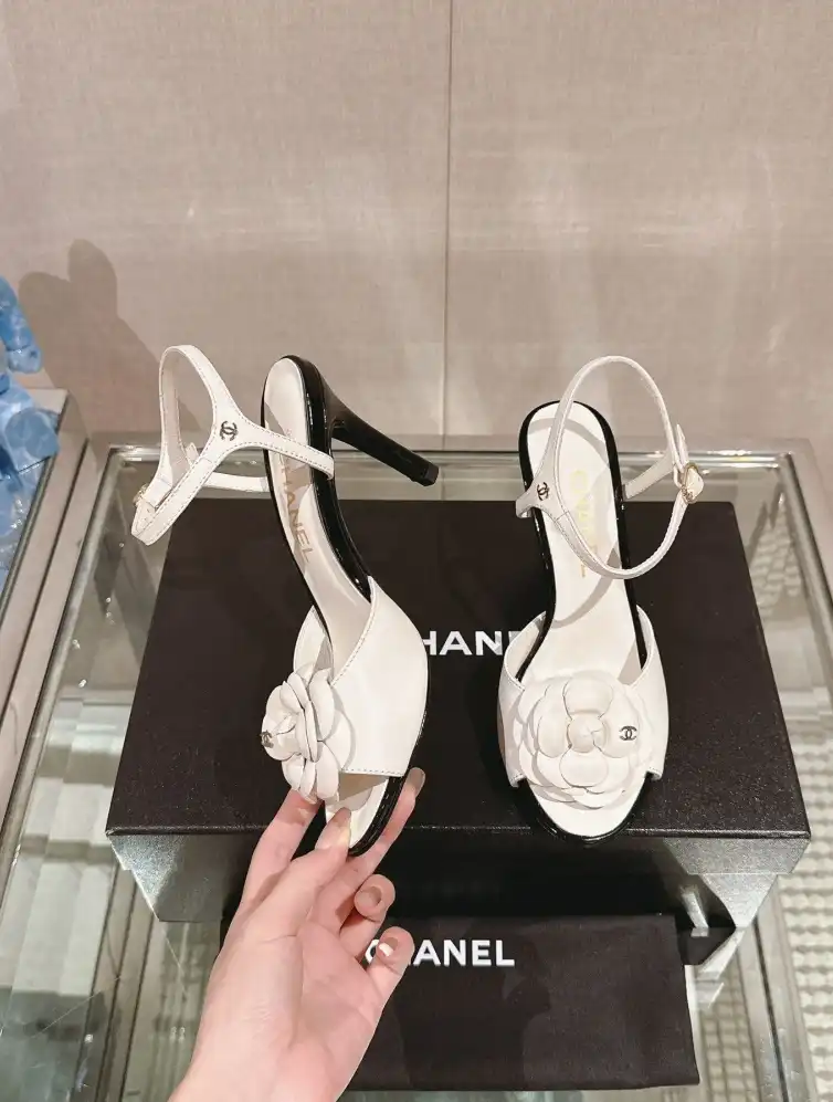 hype Chanel High Heels