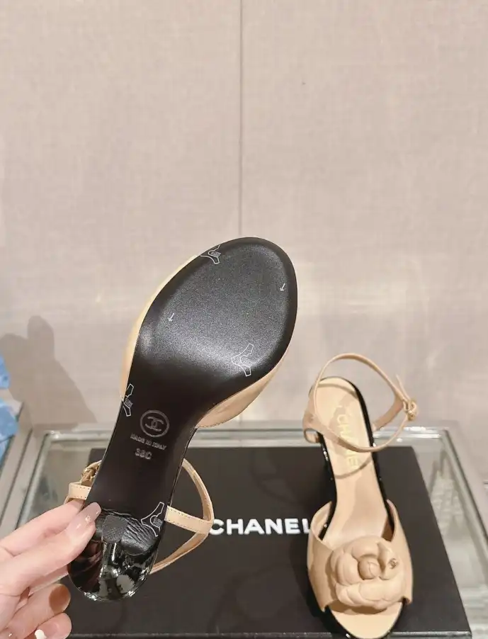 hype Chanel High Heels