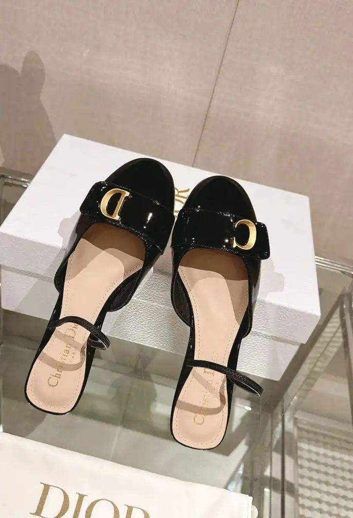 hype Christian Dior Sandals