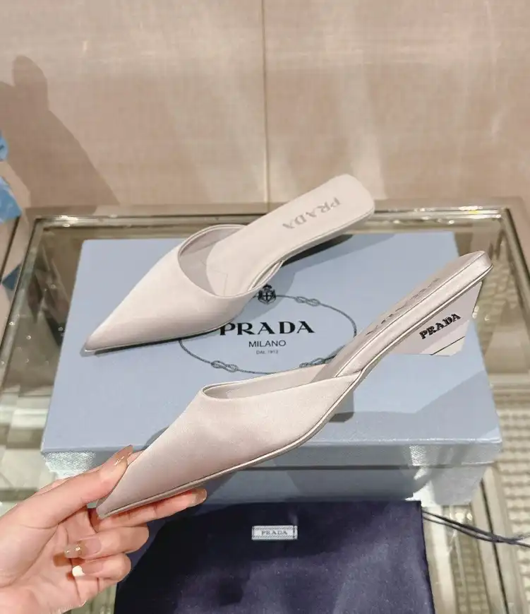 hype Prada Slippers