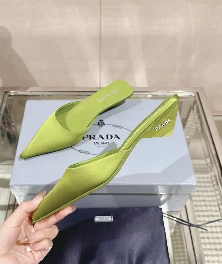 hype Prada Slippers