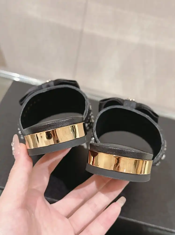 hype Chanel Slippers