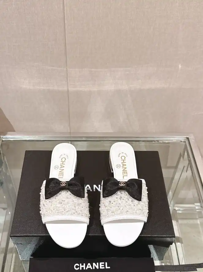 hype Chanel Slippers