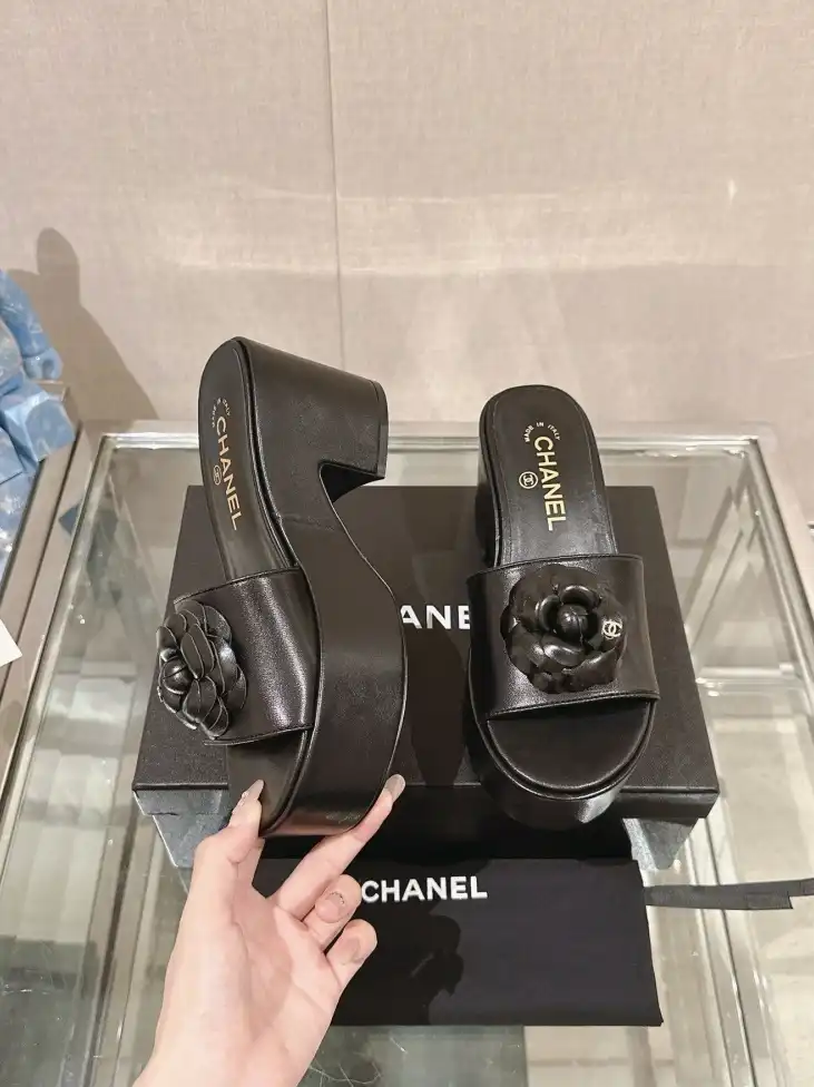 hype Chanel Slippers