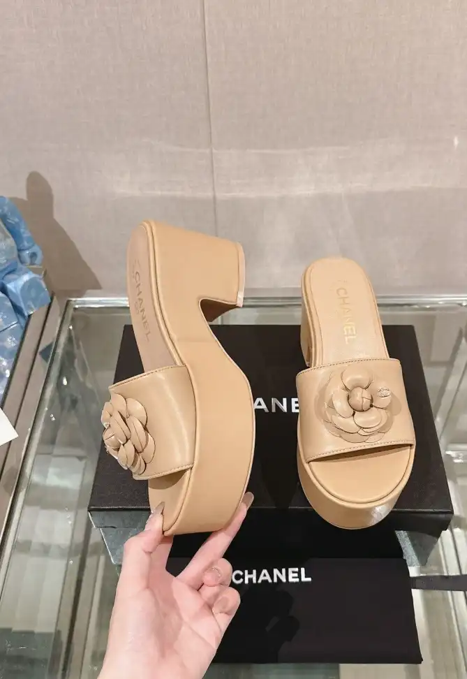 hype Chanel Slippers