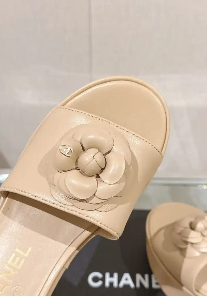 hype Chanel Slippers