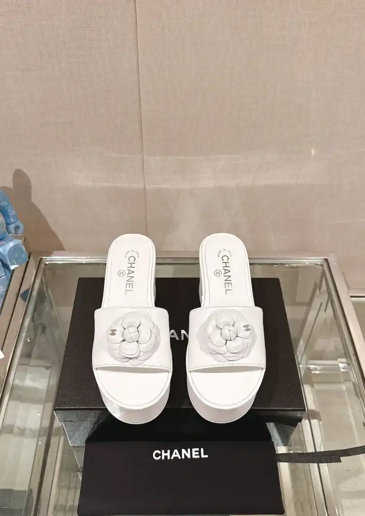 hype Chanel Slippers