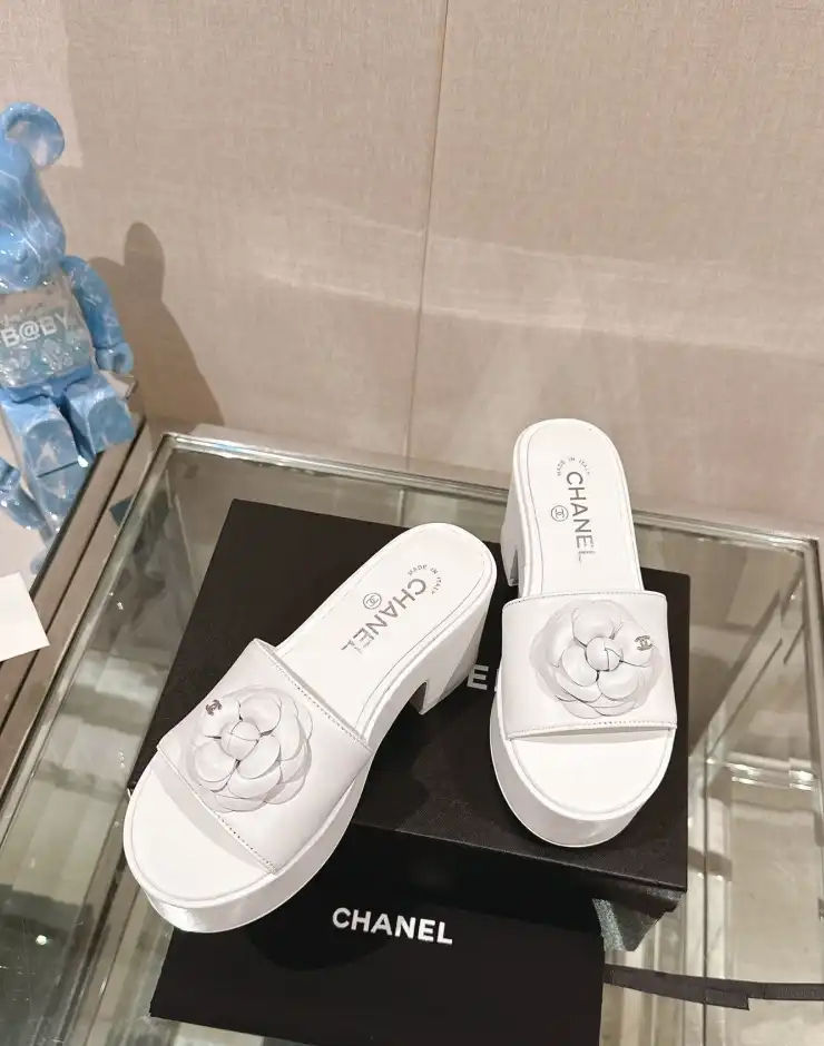 hype Chanel Slippers