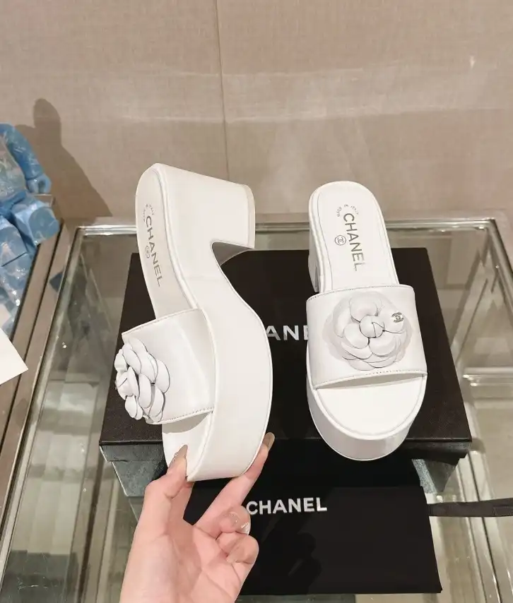 hype Chanel Slippers