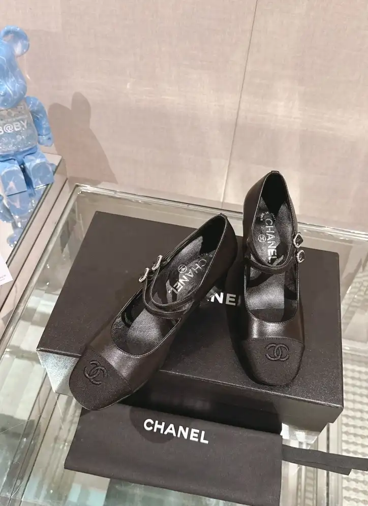 hype Chanel Slippers