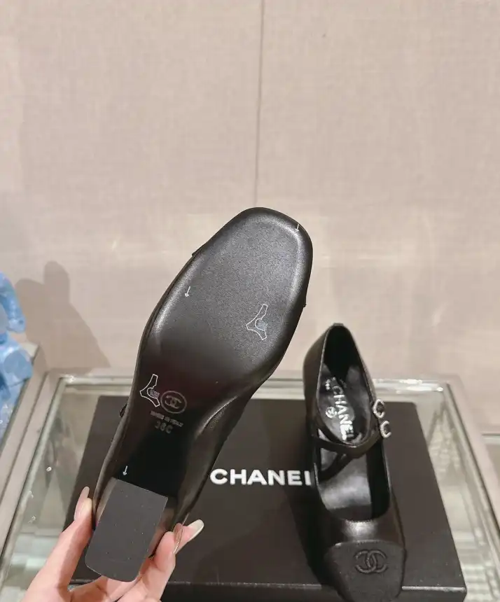 hype Chanel Slippers