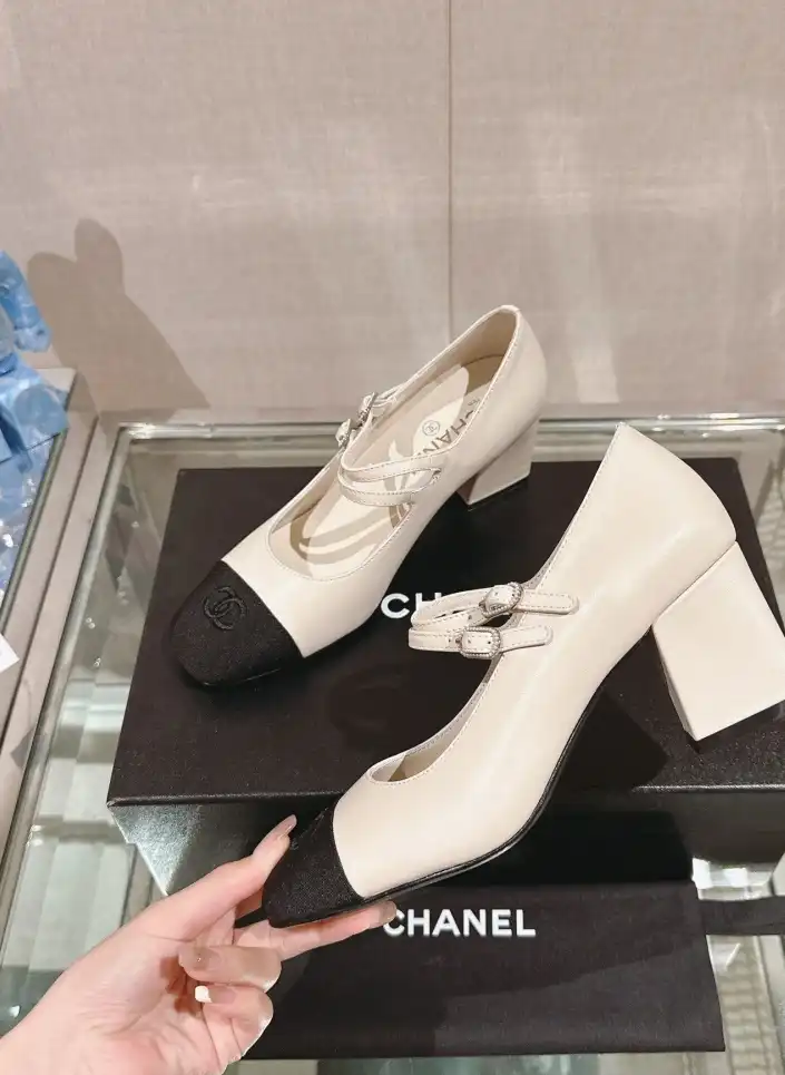 hype Chanel Slippers