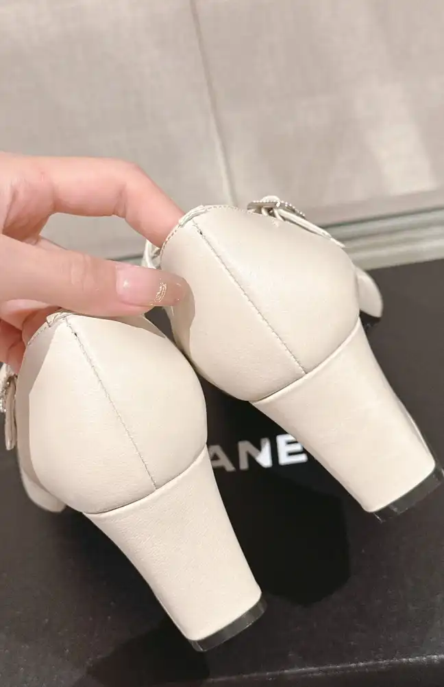 hype Chanel Slippers