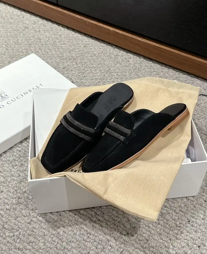 hype Chanel Slippers