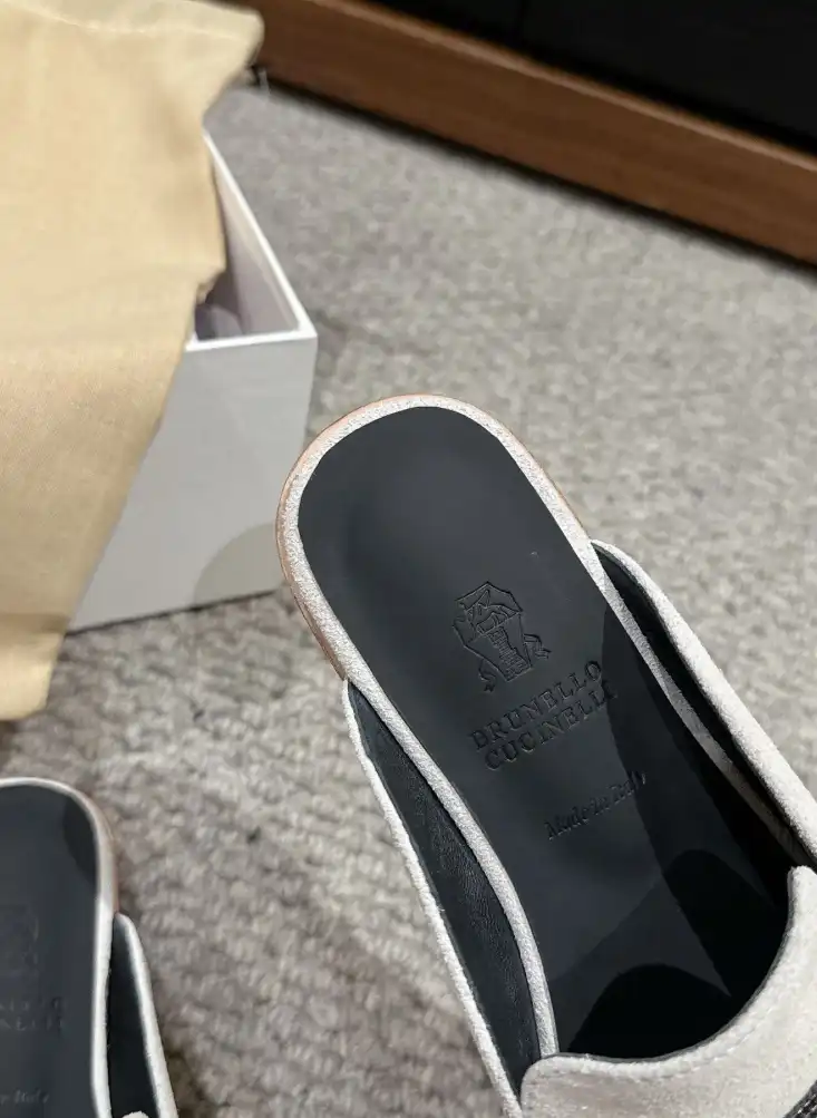 hype Chanel Slippers