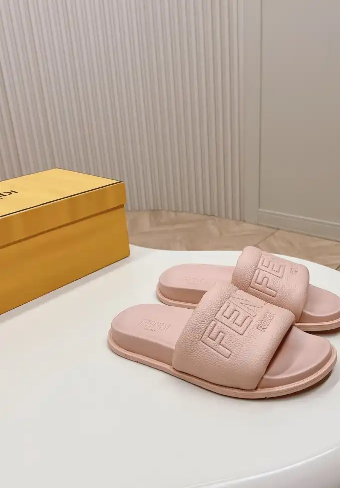 hype Fendi Slippers