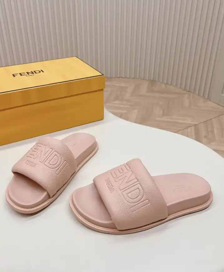 hype Fendi Slippers