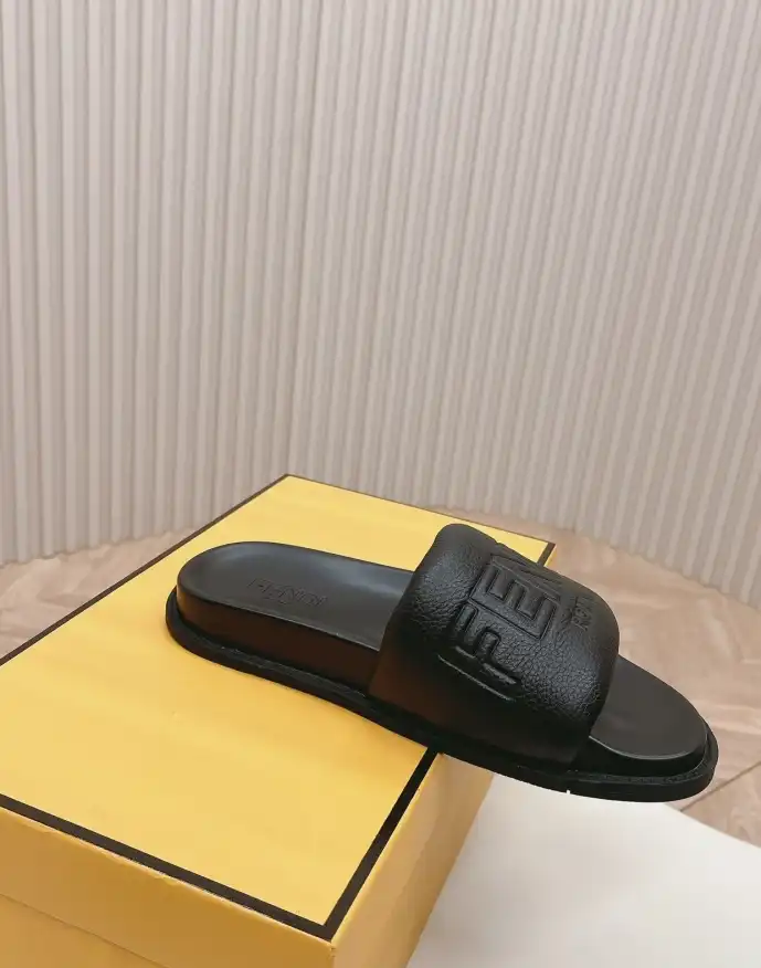 hype Fendi Slippers