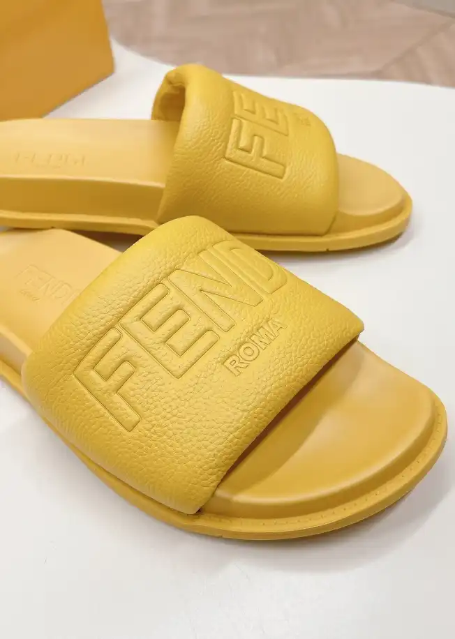 hype Fendi Slippers