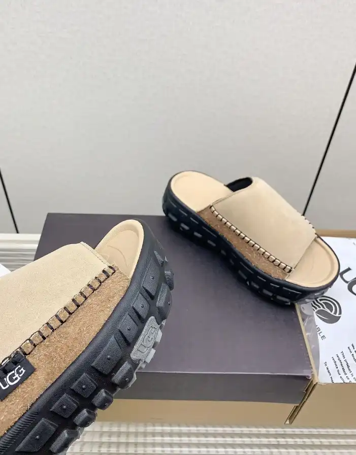 hype UGG Slippers