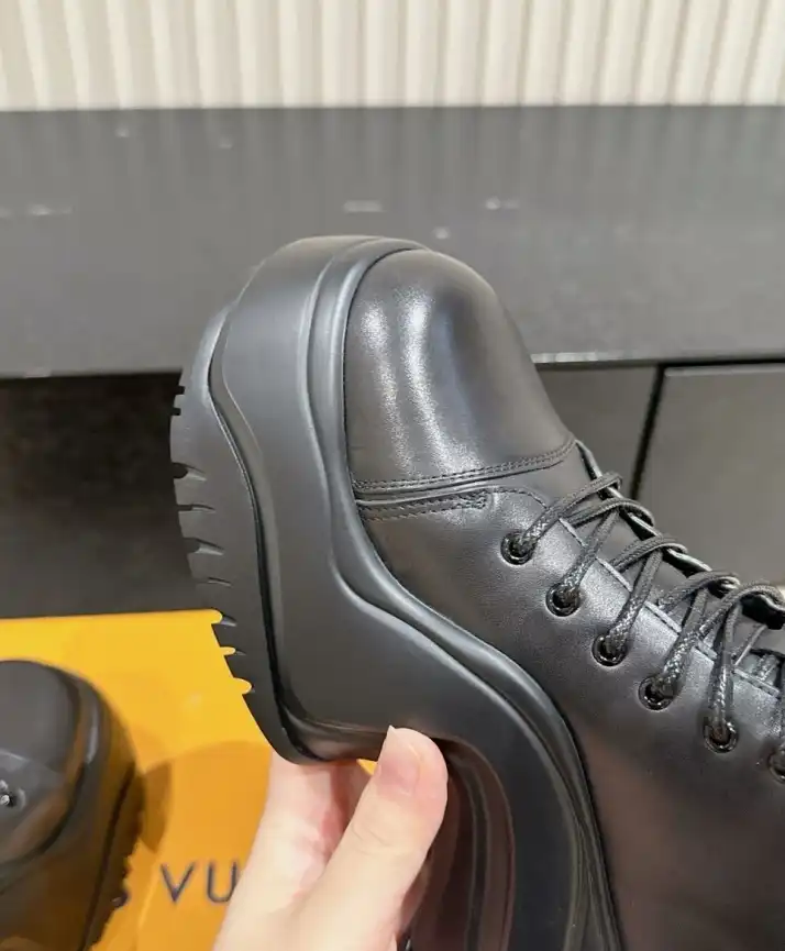 hype LV Boots