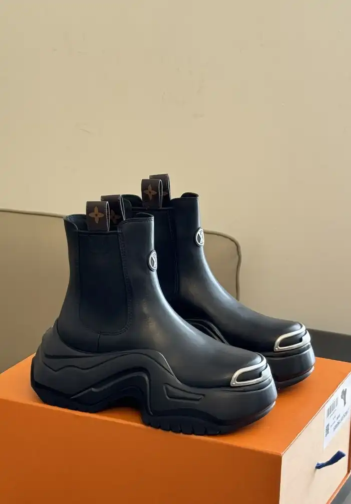 hype LV Boots