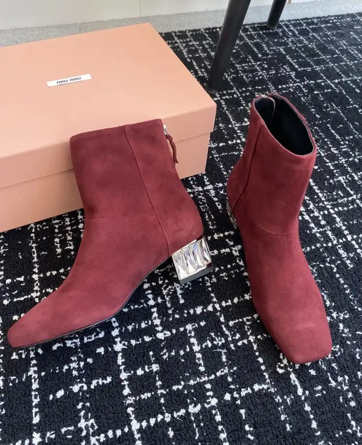 hype Miu Miu Boots