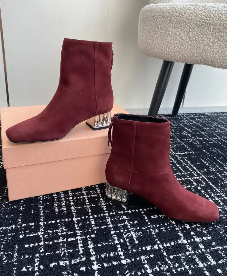 hype Miu Miu Boots