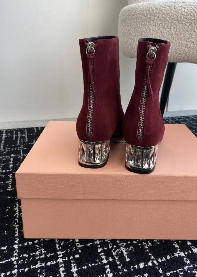 hype Miu Miu Boots