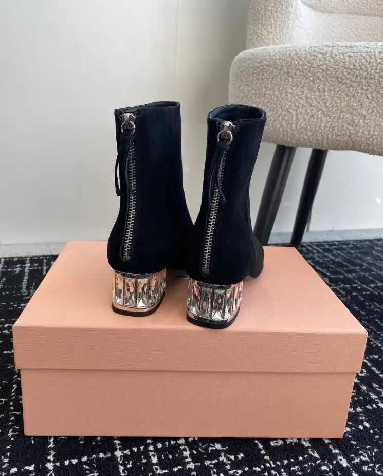 hype Miu Miu Boots