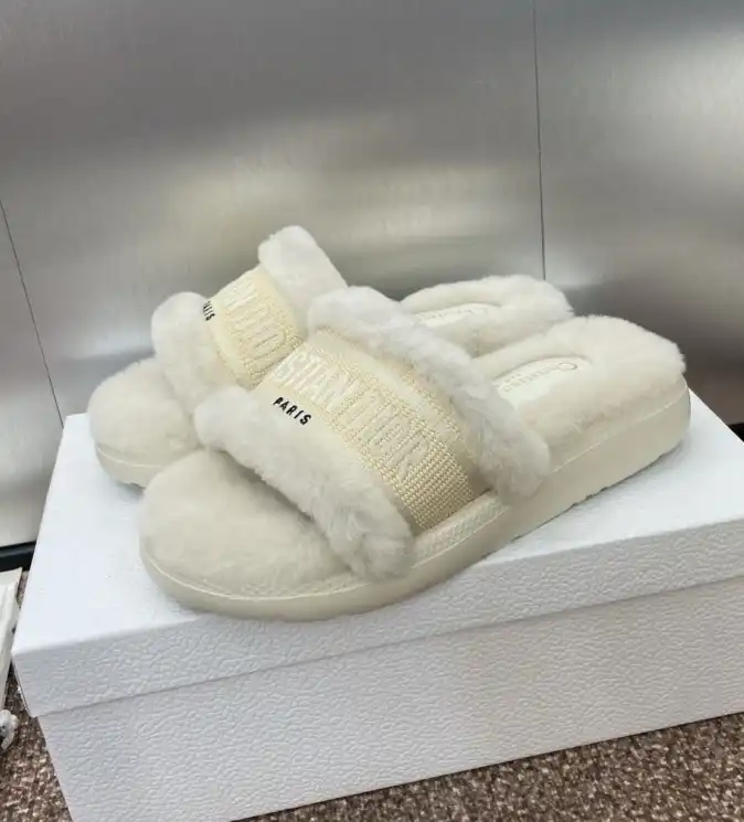 hype Christian Dior Slippers