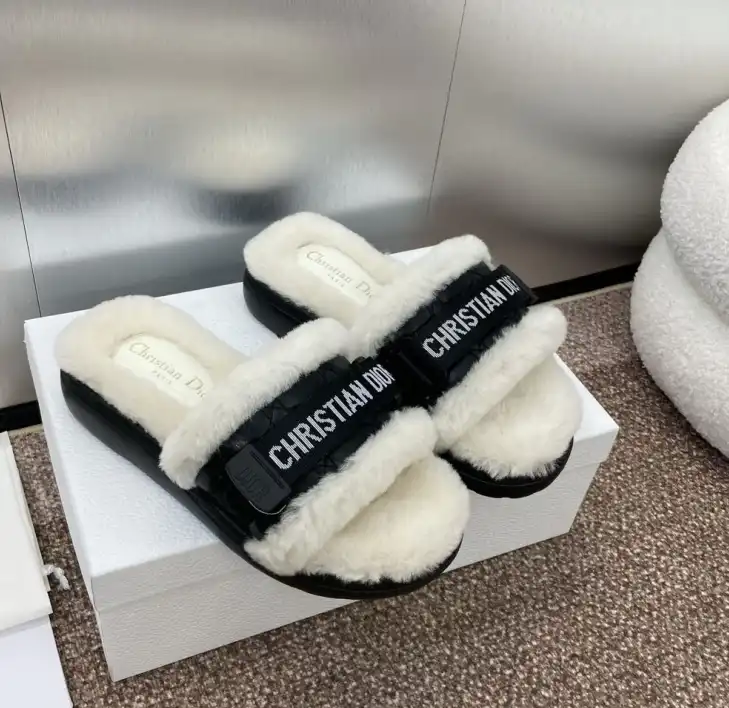 hype Christian Dior Slippers