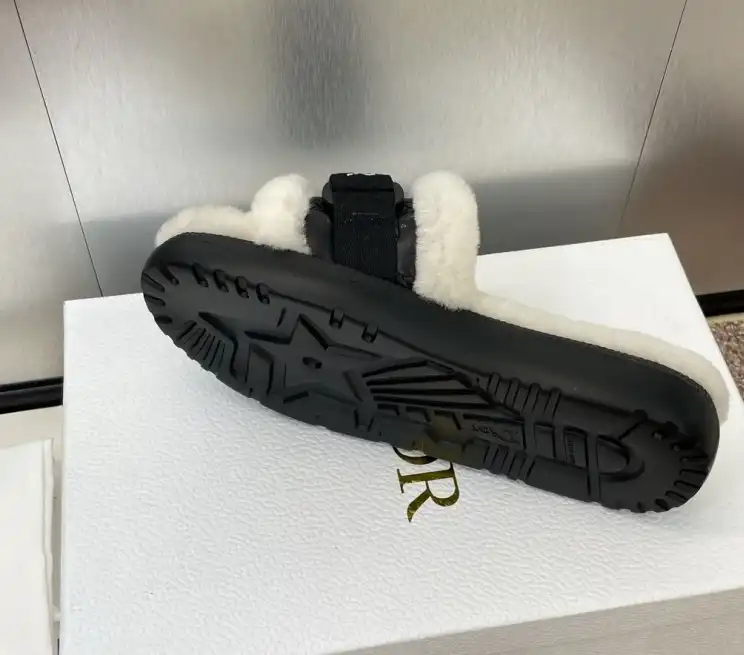 hype Christian Dior Slippers