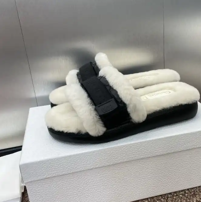 hype Christian Dior Slippers