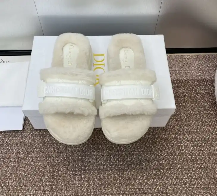 hype Christian Dior Slippers