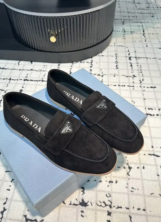 hype Prada Leather Shoes