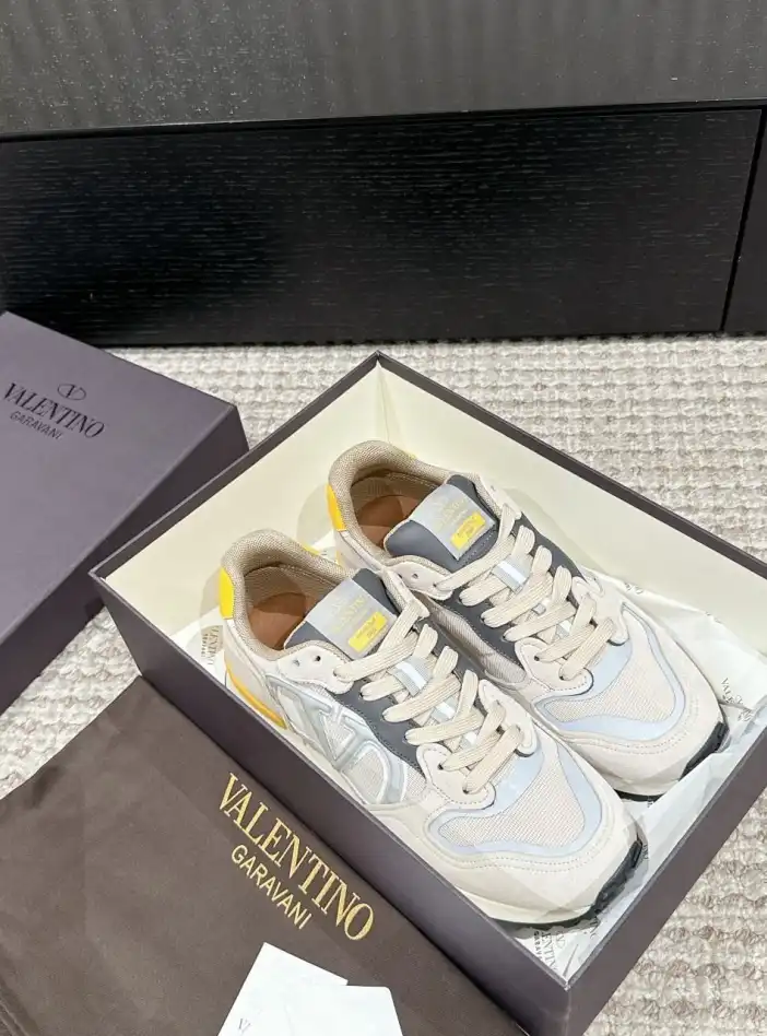 hype Valentino Casual Shoes