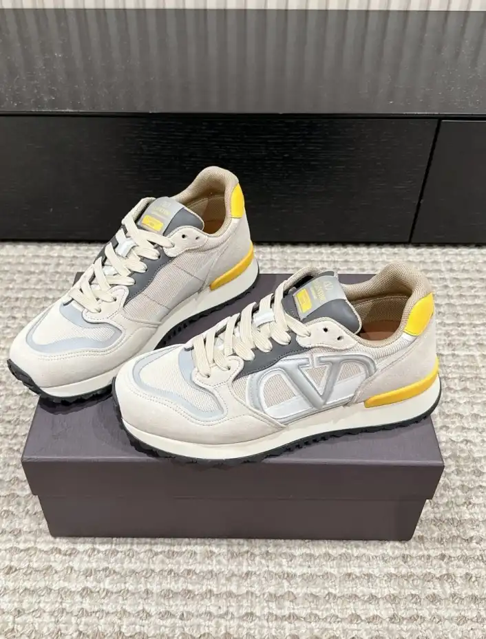 hype Valentino Casual Shoes