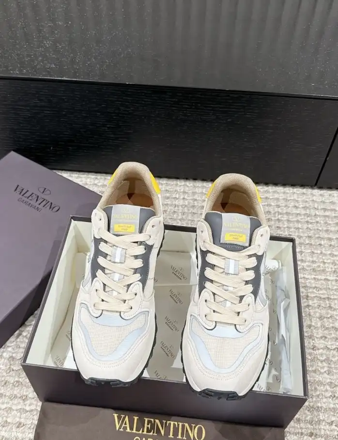 hype Valentino Casual Shoes