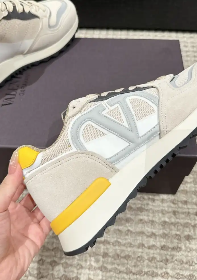 hype Valentino Casual Shoes