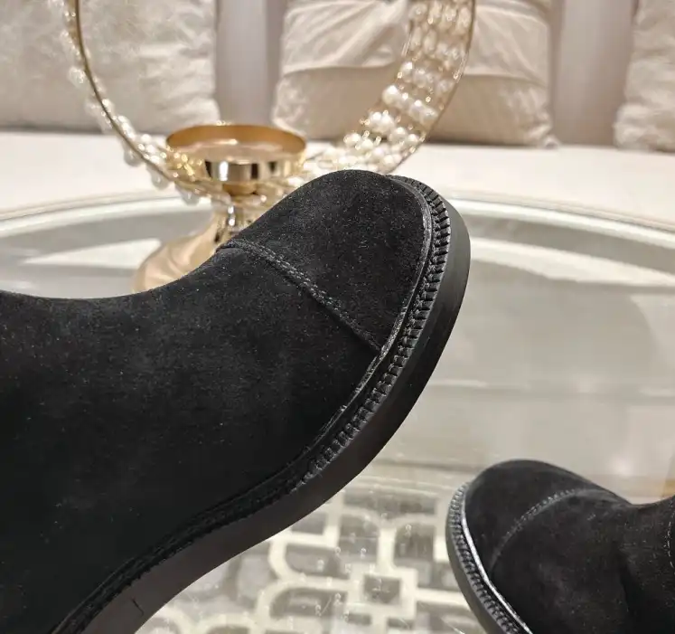 hype Chanel Boots