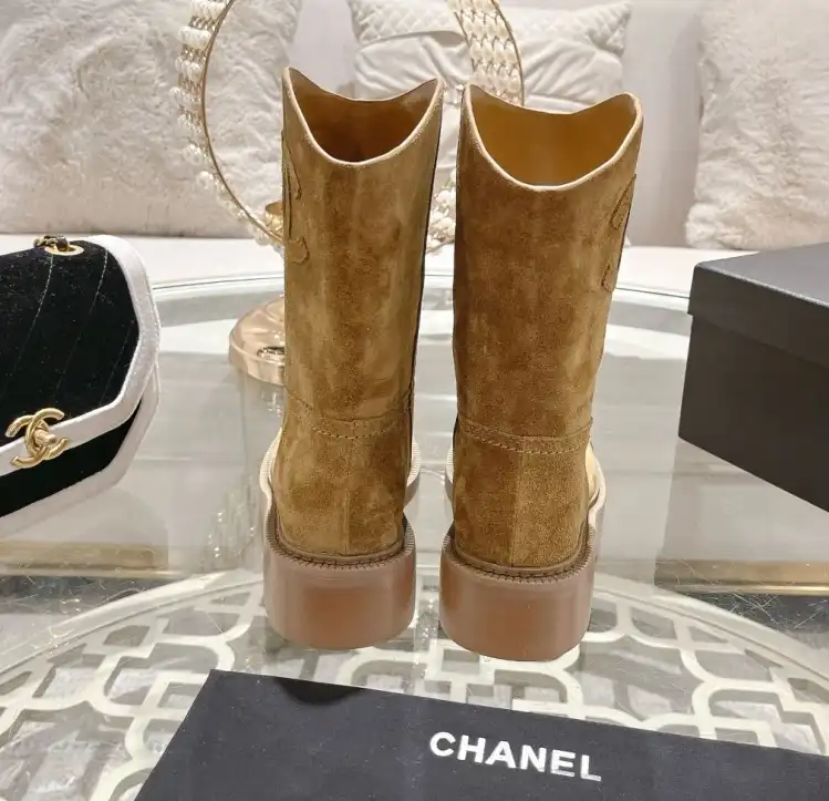 hype Chanel Boots