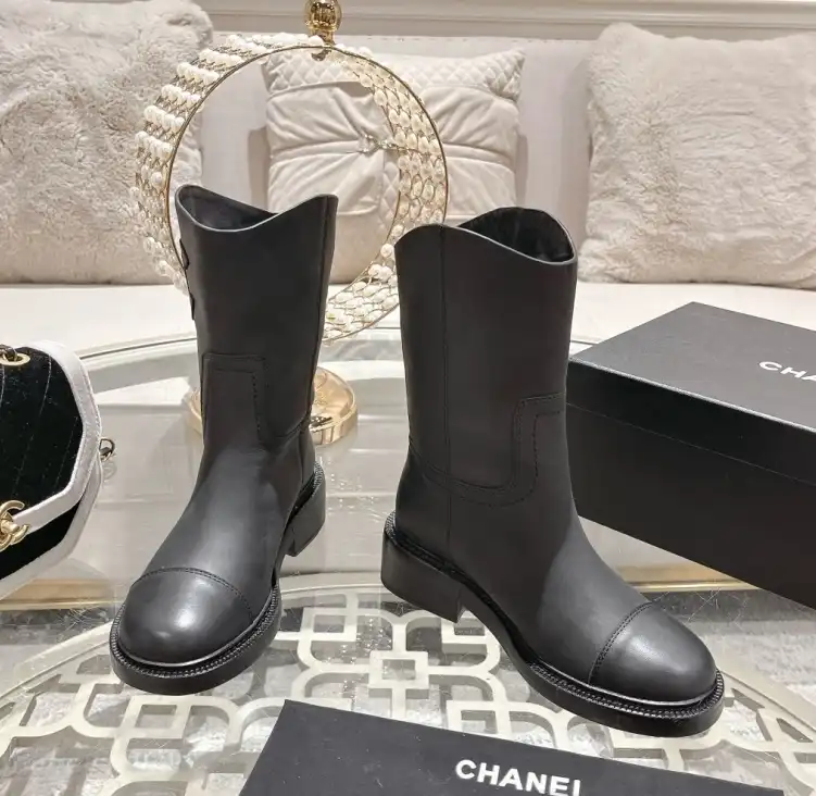 hype Chanel Boots