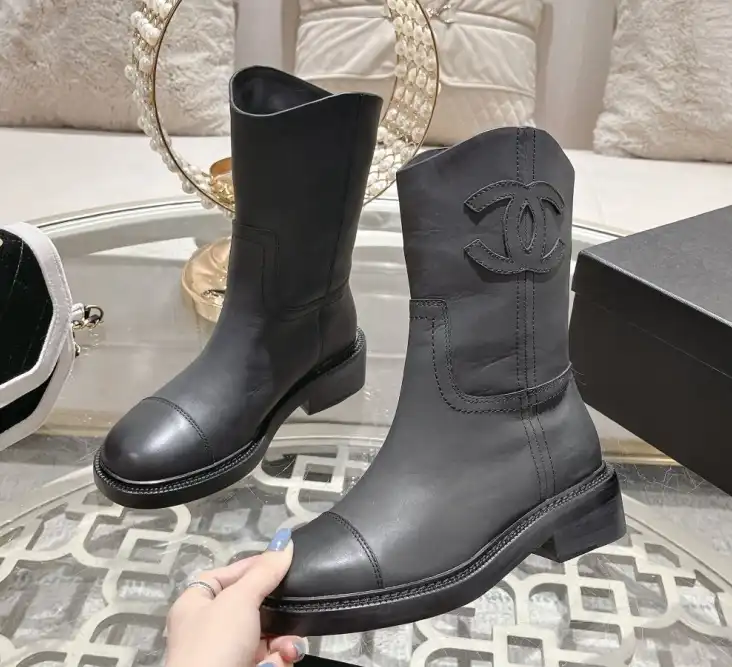 hype Chanel Boots