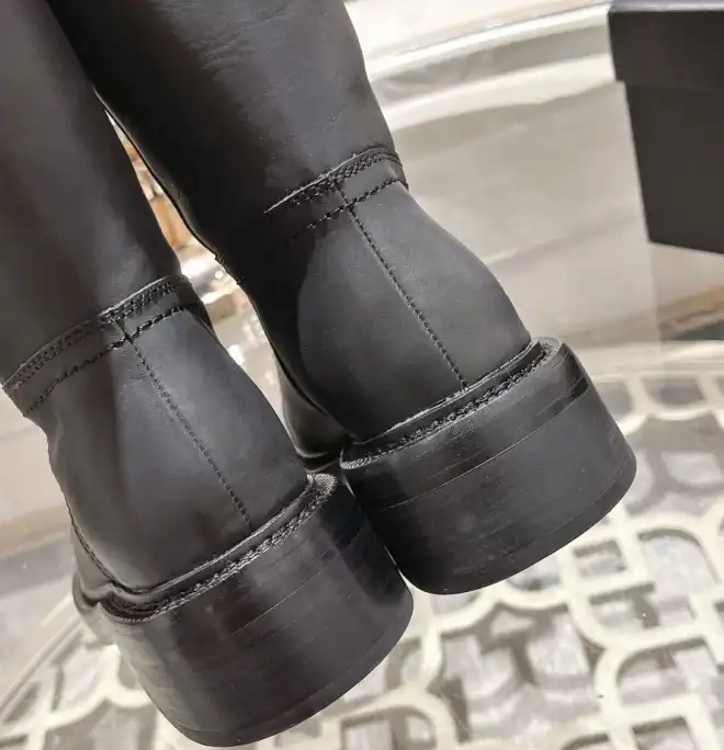 hype Chanel Boots