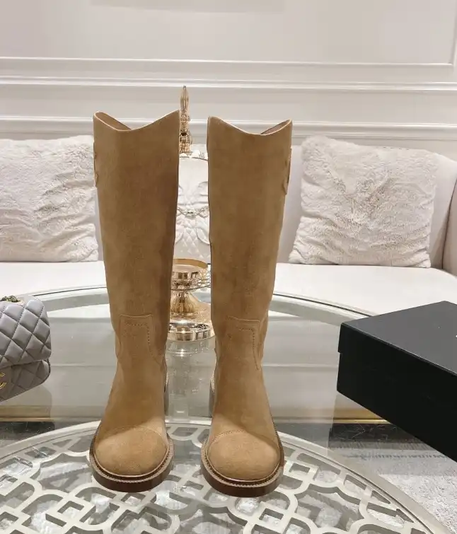 hype Chanel Boots