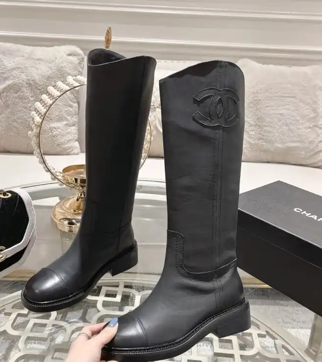 hype Chanel Boots