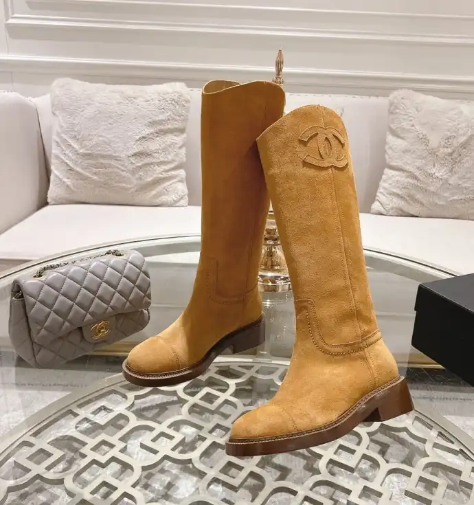 hype Chanel Boots