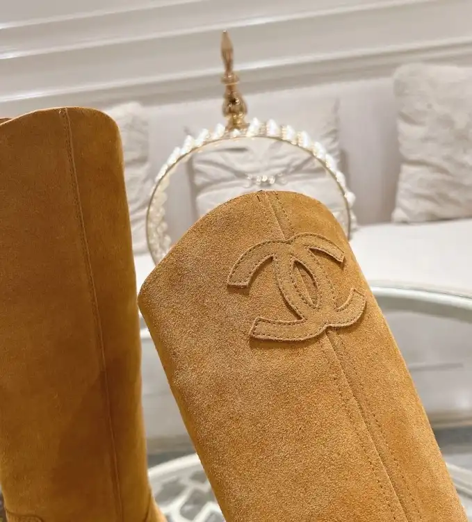 hype Chanel Boots