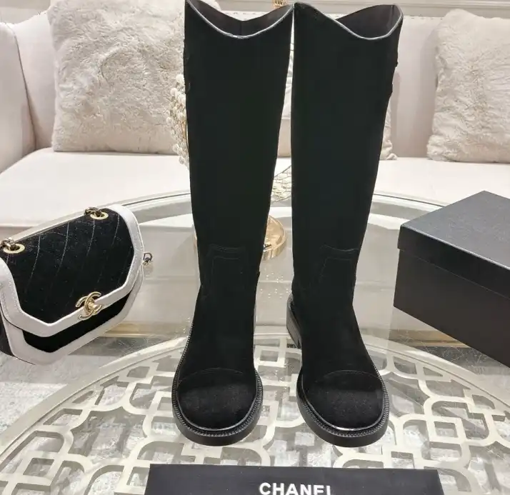 hype Chanel Boots